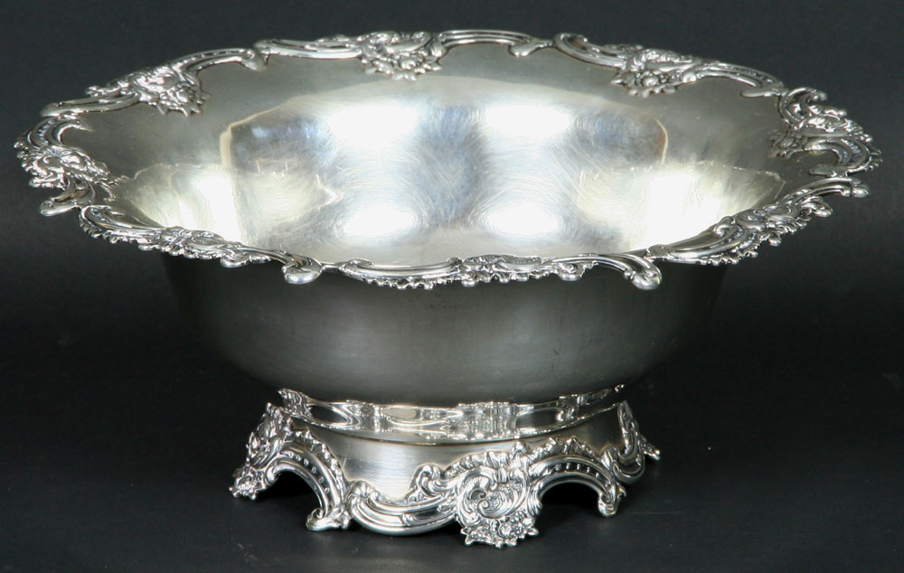 Appraisal: - Shiebler Sterling Bowl Shiebler sterling fancy bowl troy oz