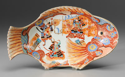 Appraisal: Japanese Imari fish-shaped dish interior scene of samurai verso with