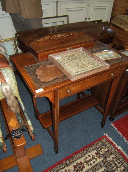 Appraisal: An Edwardian rosewood ladies writing table with raised correspondence compartment