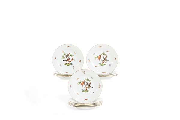 Appraisal: Thirteen Herend Rothschild Bird dessert plates A set of thirteen