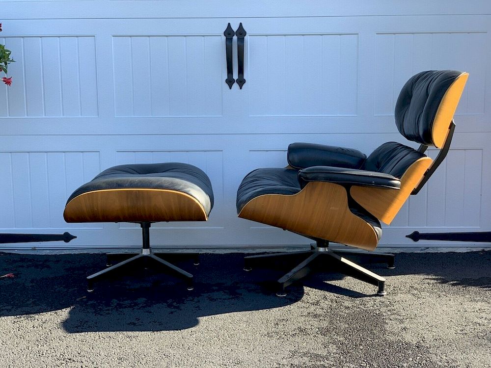 Appraisal: Eames Herman Miller Lounge Chair Ottoman - Walnu Eames Herman