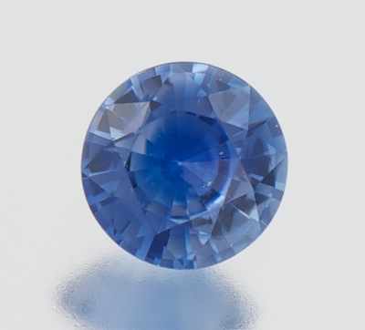 Appraisal: An Unmounted Blue Sapphire Round faceted cut weighting ct Origin