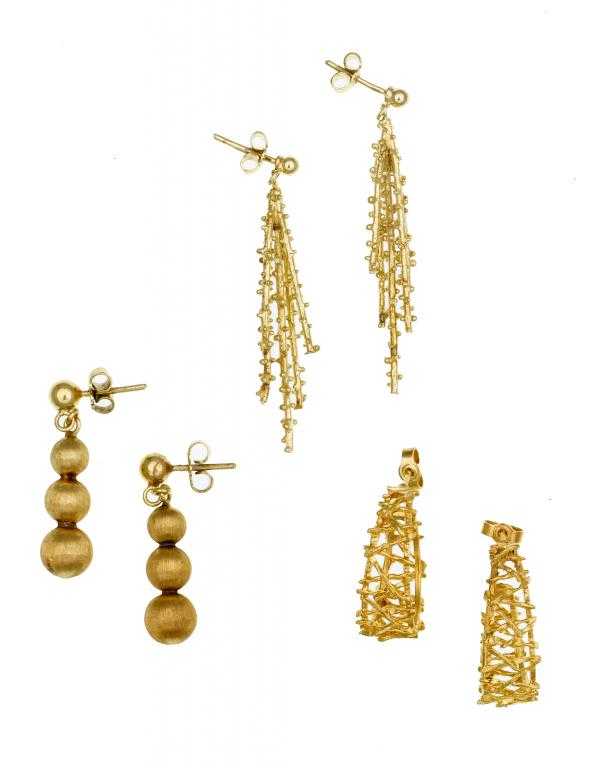 Appraisal: THREE PAIRS OF GOLD EARRINGS of textured open hoop or