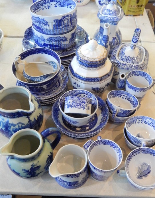 Appraisal: A quantity of blue and white printed pottery mainly Copeland