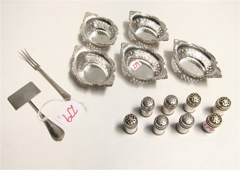 Appraisal: STERLING SILVER HOLLOWWARE AND FLATWARE sixteen pieces comprised of set