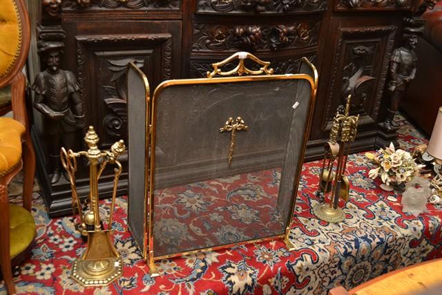 Appraisal: BRASS FIRE SCREEN AND FIRE TIDY BRASS FIRE SCREEN AND