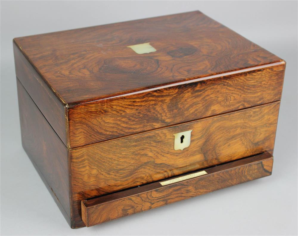 Appraisal: VICTORIAN ROSEWOOD NECESSAIRE BY MAPPIN BROTHERS the hinged rectangular case