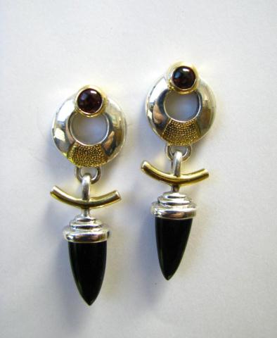 Appraisal: Pair of designer unmarked onyx and garnet drop earrings