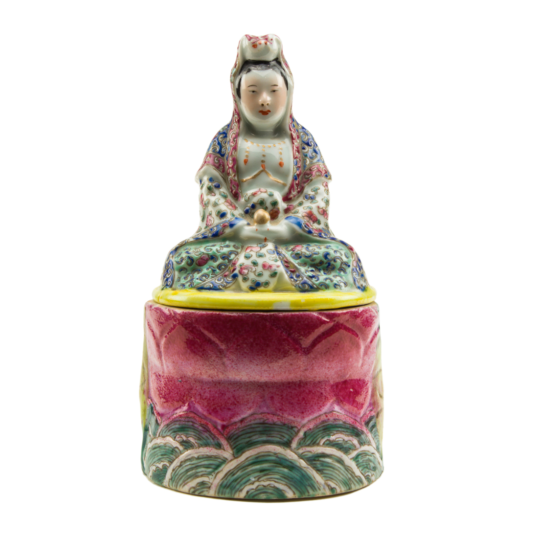 Appraisal: CHINESE FAMILLE ROSE 'GUANYIN' BOX AND COVER Chinese famille rose