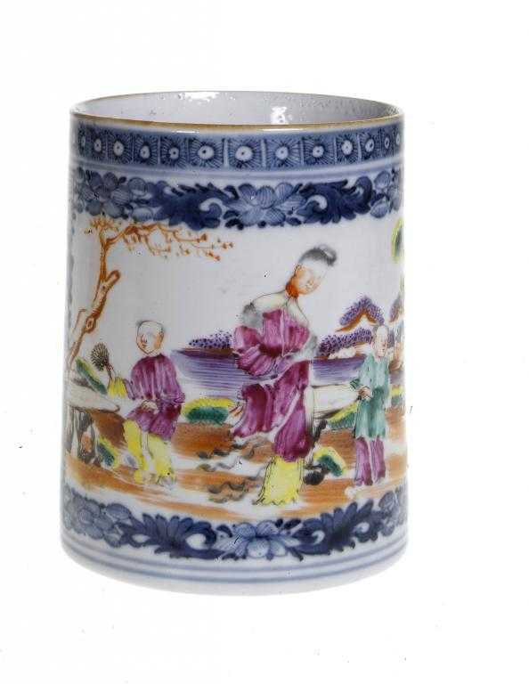 Appraisal: A CHINESE EXPORT PORCELAIN MUG painted in underglaze blue and