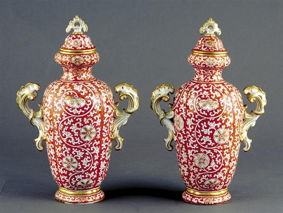 Appraisal: Pair fine English porcelain covered vases th th centurydomed lid