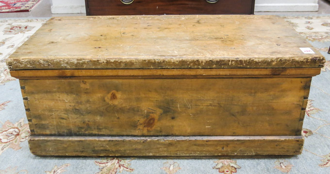 Appraisal: VICTORIAN LIFT-TOP PINE BLANKET CHEST English th century Dimensions H