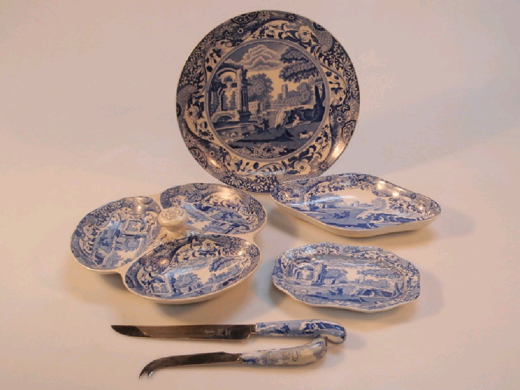 Appraisal: Copeland Spode's Italian hors-d'oeuvre dish two shaped dishes circular plate