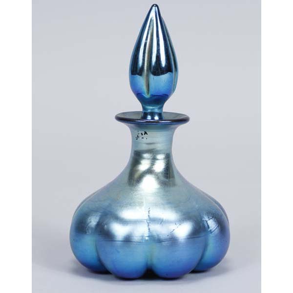 Appraisal: Steuben Blue Aurene glass bulbous perfume bottle with flame stopper