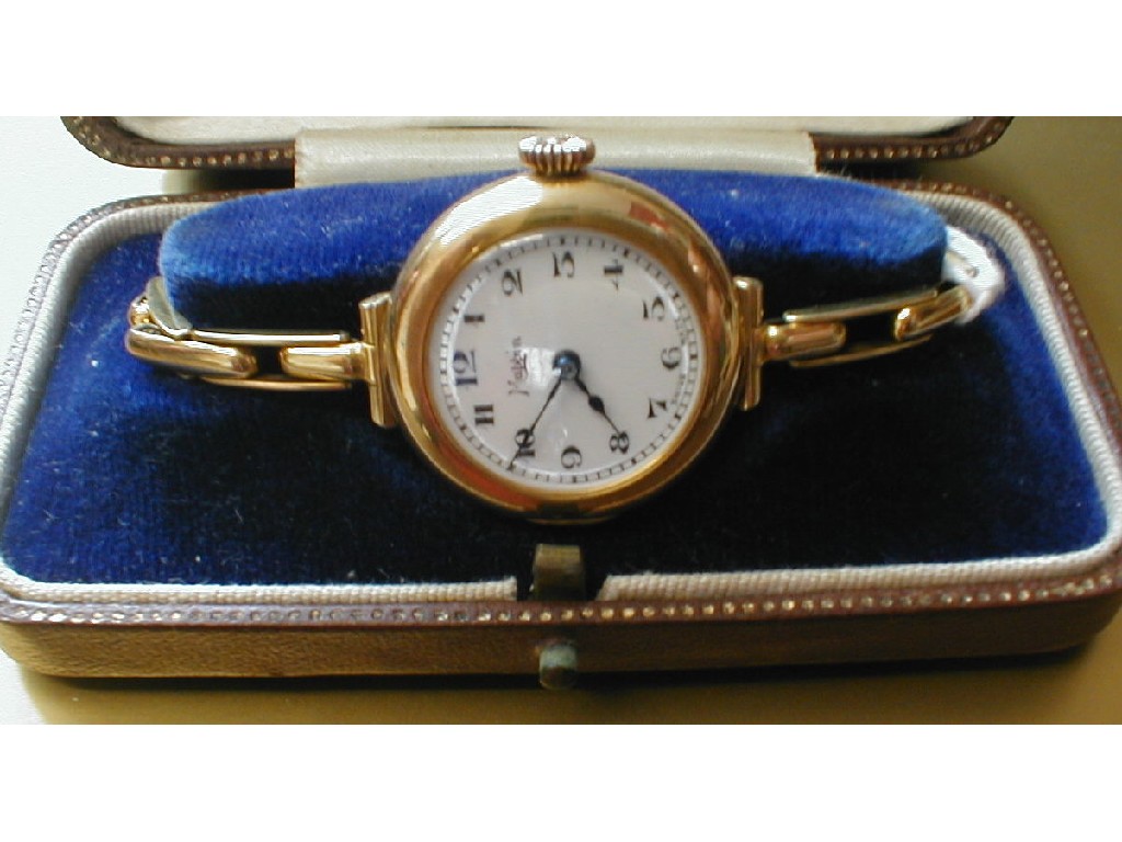 Appraisal: A ladies 's 's ct gold bracelet wrist watch round