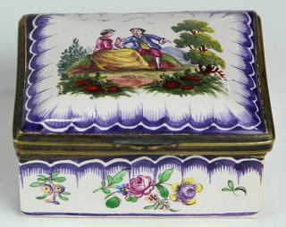 Appraisal: Samson faience snuff box late th early th century having