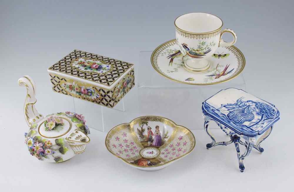 Appraisal: PIECE GROUP FINE PORCELAINS Sevres French porcelain box '' x