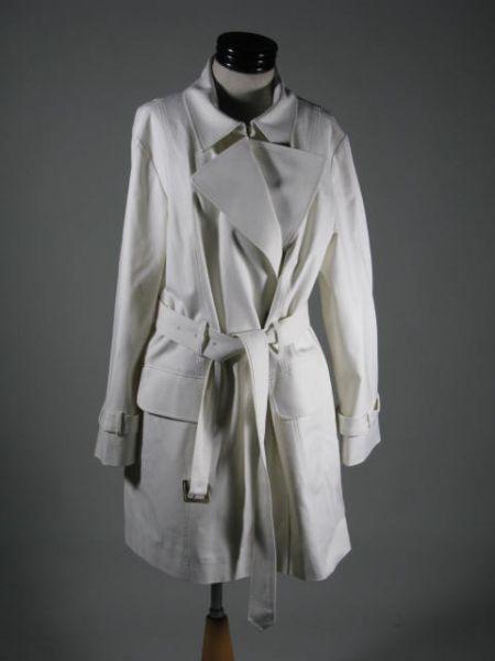 Appraisal: Lady's Talbots Cream Trench Style Coat size w stretch shell