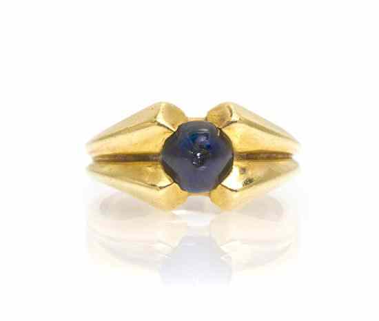 Appraisal: A Vintage Karat Yellow Gold and Sapphire Ring containing one