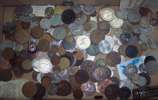 Appraisal: Sundry coins