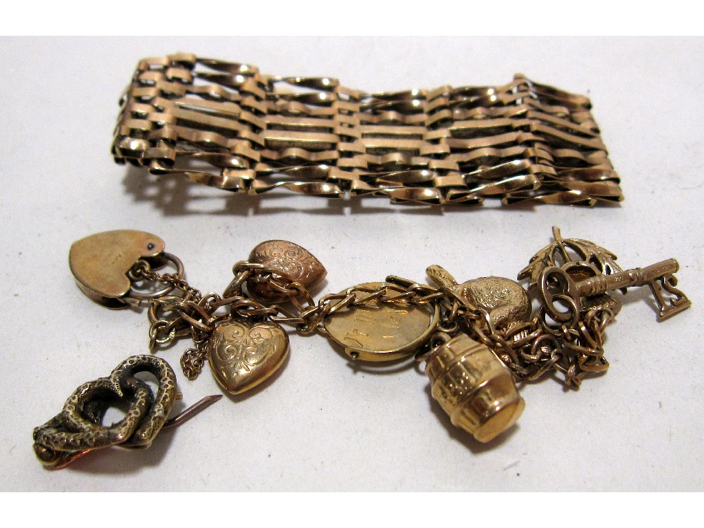 Appraisal: Lot comprising ct gold gate bracelet and a ct gold