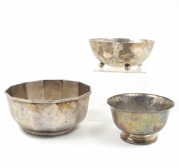 Appraisal: A group of three sterling bowls Comprising one footed twelve