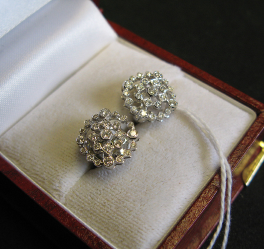 Appraisal: PAIR OF DIAMOND AND EIGHTEEN KARAT WHITE GOLD EARRINGS each