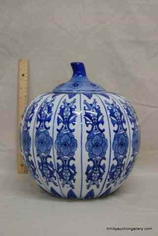 Appraisal: Large Ceramic Pottery Blue on White Cookie JarIn the shape