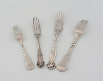 Appraisal: A set of Victorian tableforks and dessert forks single struck