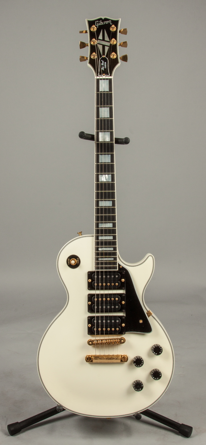 Appraisal: Gibson Les Paul Custom Guitar White body with Lucite dials