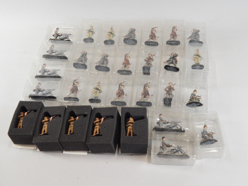 Appraisal: A quantity of modern hand painted soldiers various regiments nationalities