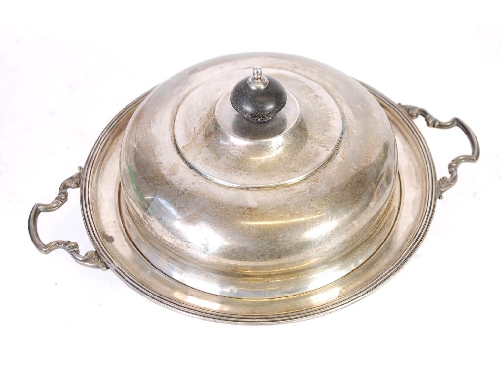 Appraisal: SILVER CIRCULAR TWO HANDLED MUFFIN DISH AND DOMED COVER with