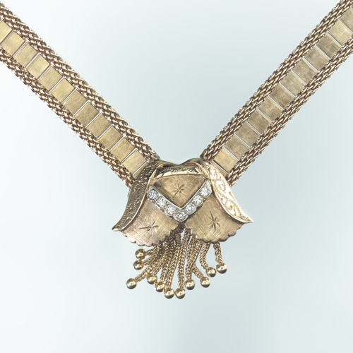 Appraisal: VICTORIAN REVIVAL Diamond fringe necklace in k yellow gold circa