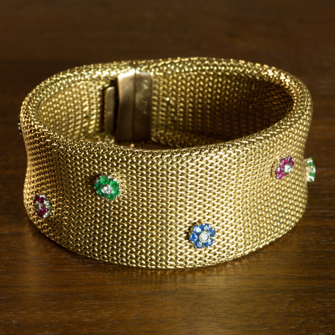 Appraisal: HEAVY EIGHTEEN KARAT YELLOW GOLD BRACELET with k yellow gold