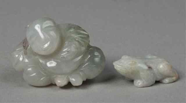 Appraisal: Chinese Carved Jade FrogsOne finely carved to depict a frog