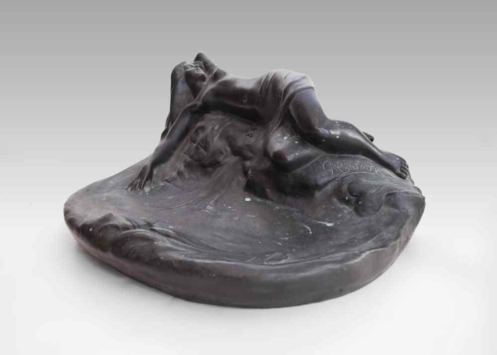 Appraisal: CRINQUE BRONZE NOUVEAU RECLINING NUDE She waits by a pool