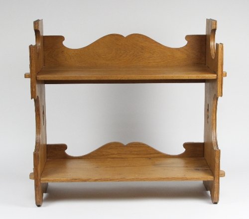 Appraisal: A small oak hanging book shelf