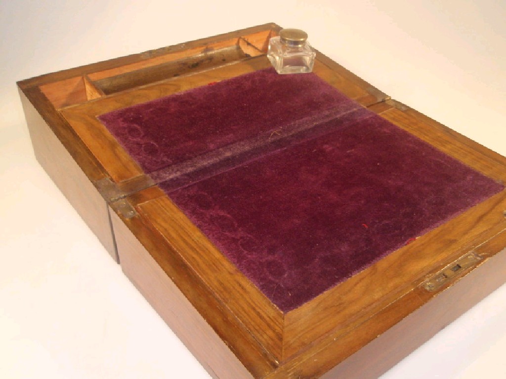 Appraisal: A thC rosewood writing box with a brass shield