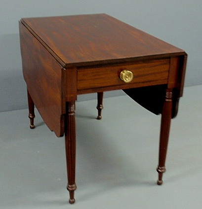 Appraisal: Philadelphia Sheraton mahogany Pembroke table c with drop leaves and