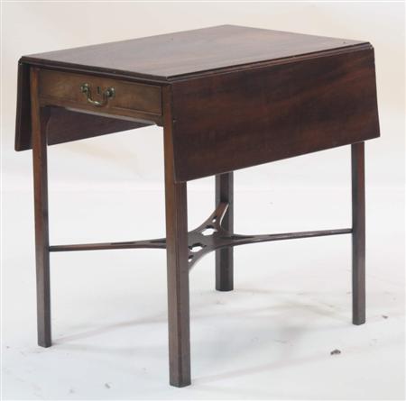 Appraisal: A George III drop leaf Pembroke table the rectangular top