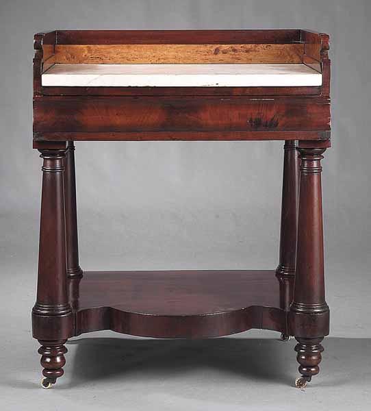 Appraisal: An American Late Classical Mahogany Washstand c Baltimore scalloped gallery