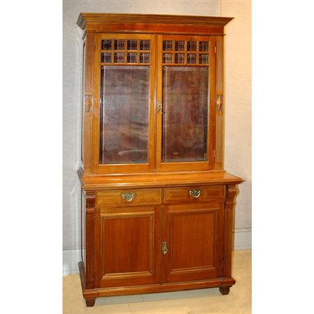 Appraisal: Victorian Style Mahogany Bookcase Cabinet Estimate -