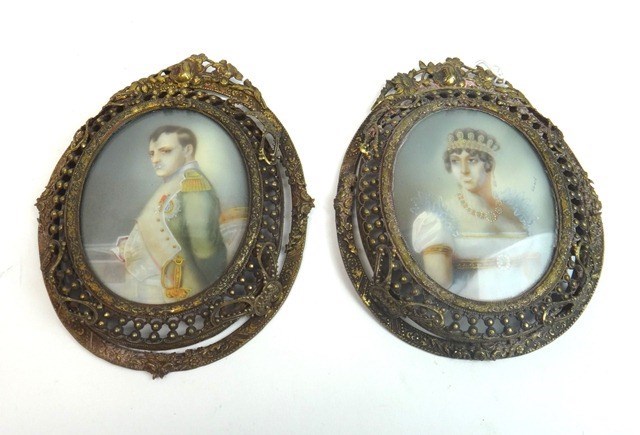 Appraisal: A pair of oval portrait miniatures of The Emperor Napoleon