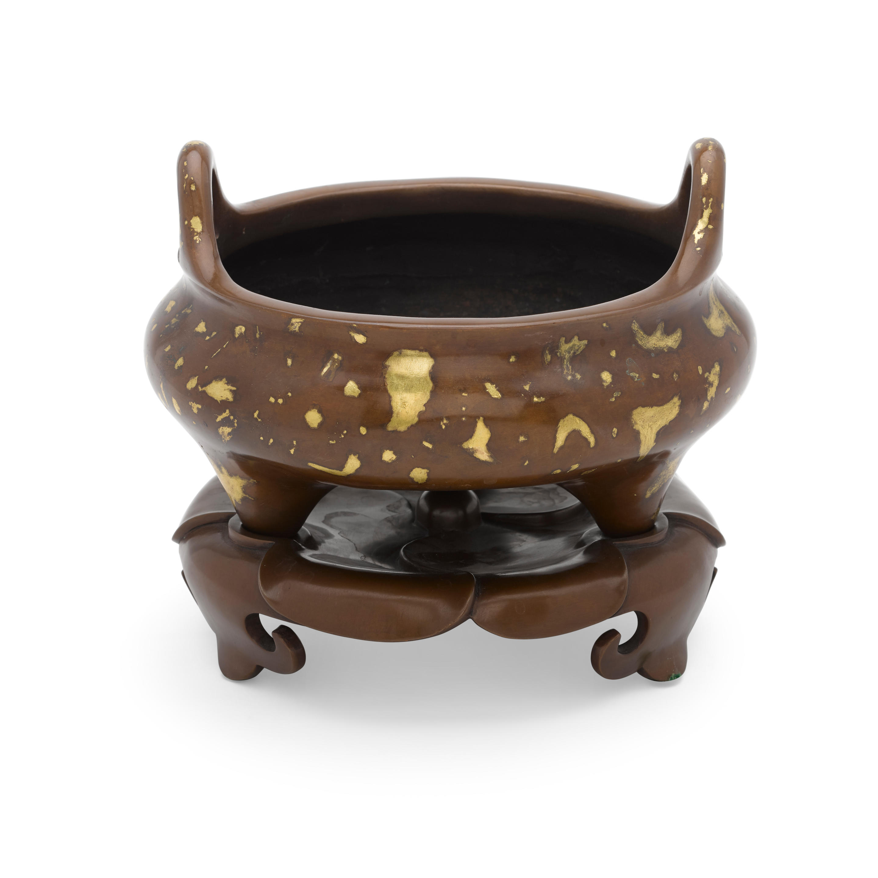 Appraisal: A GILT-SPLASHED BRONZE TRIPOD CENSER AND STAND Xuande seal mark