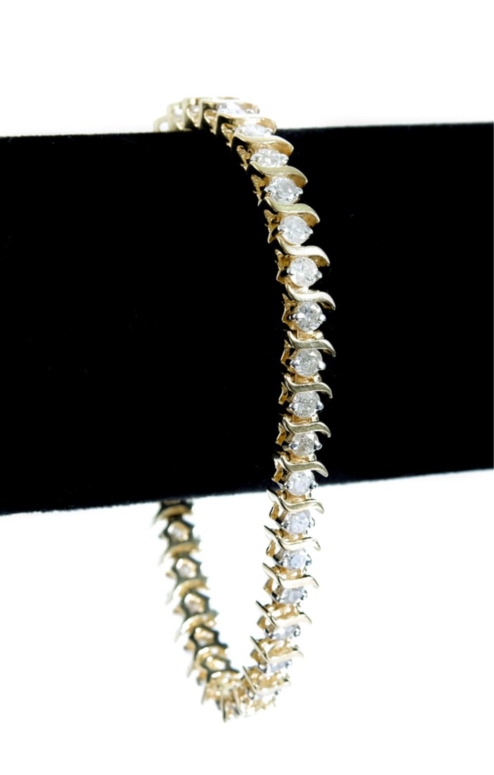 Appraisal: K YELLOW GOLD CTW DIAMOND TENNIS BRACELET k yellow gold