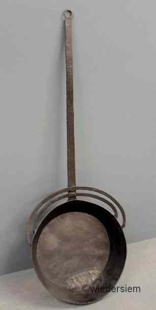 Appraisal: Large wrought iron hearth frying pan with long handle th