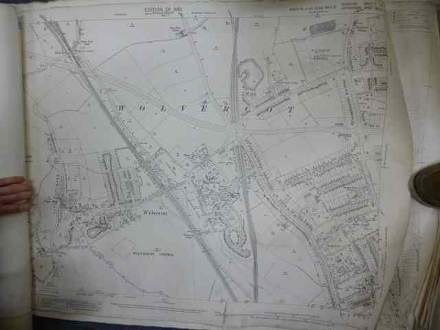 Appraisal: A QUANTITY OF 'S 'S ORDNANCE SURVEY MAPS of Oxford