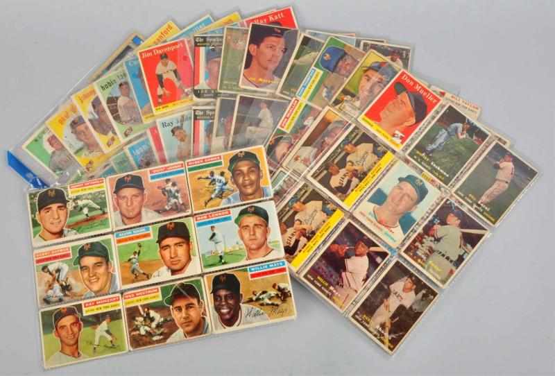 Appraisal: Group Lot of San Francisco Giants Baseball Cards Description Includes