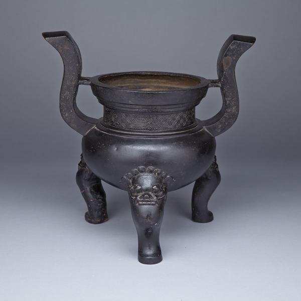 Appraisal: Large Bronze Tripod Censer th th Century Of large proportion