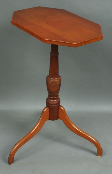 Appraisal: Early th Century New Hampshire period Federal cherry spider-leg candlestand